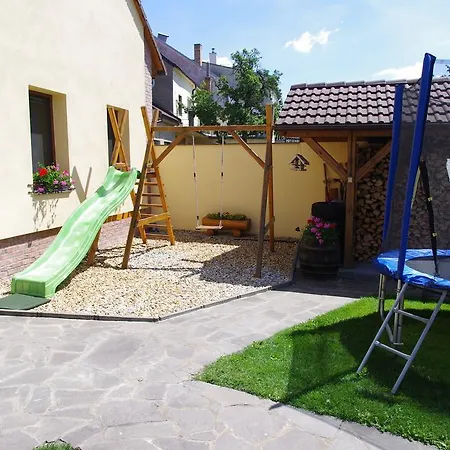 Ubytovani A Slunicko *