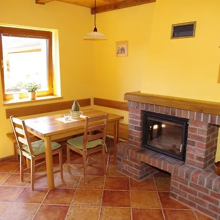 Ubytovani A Slunicko Apartment Lomnice nad Luznici