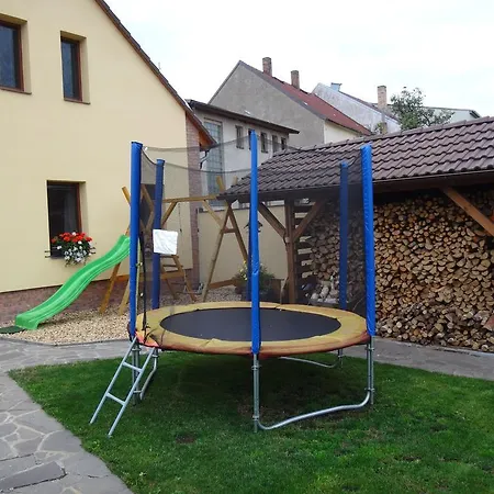 Apartment Ubytovani A Slunicko Lomnice nad Luznici