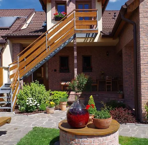 Apartment Ubytovani A Slunicko Lomnice nad Luznici
