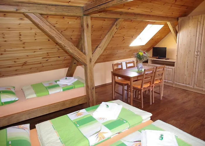 Apartment Ubytovani A Slunicko *