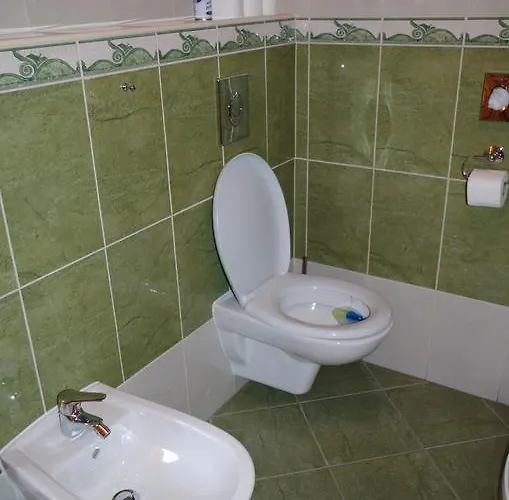 Apartment Ubytovani A Slunicko